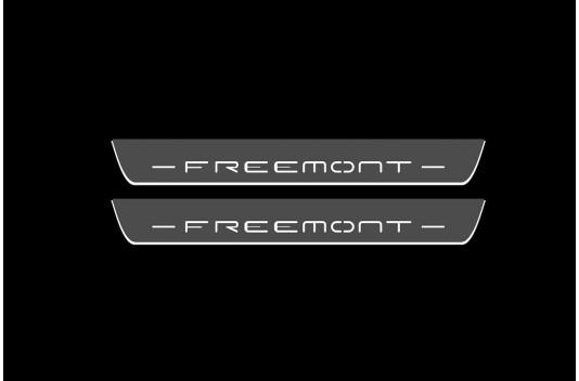 Накладки порогов с статической подсветкой для Fiat Freemont c 2011
