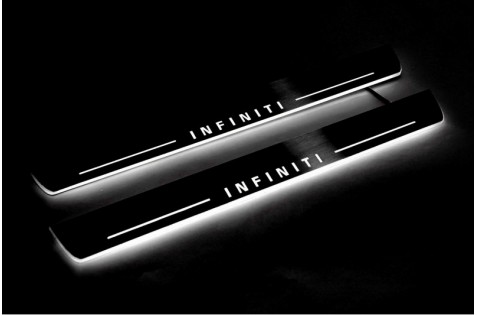 Накладки порогов с статической подсветкой для Infiniti QX80 с 2013