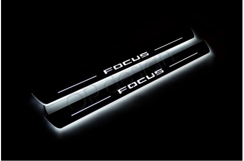 Накладки порогов с статической подсветкой для Ford Focus III c 2015
